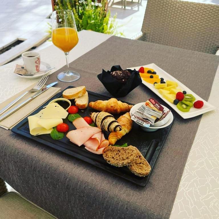 Center Luxury Rooms 3 Split Buitenkant foto